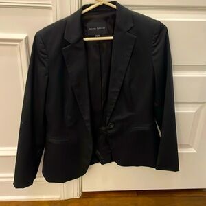 EUC Banana Republic sz 6 black cotton blend blazer w slit pockets and lining